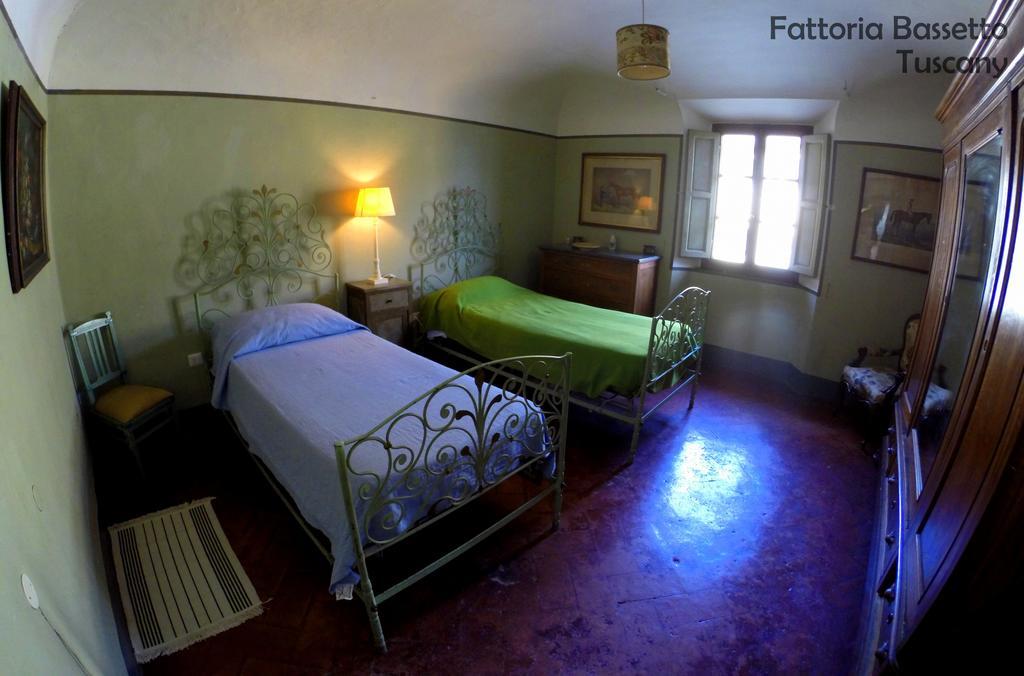 Bassetto Guesthouse & Apartments تْشيرتالدو الغرفة الصورة